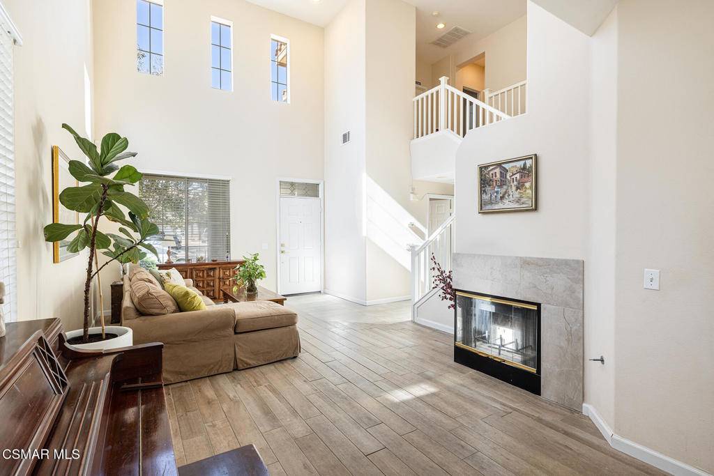 Simi Valley, CA 93063,2684 Sunshine Valley CT