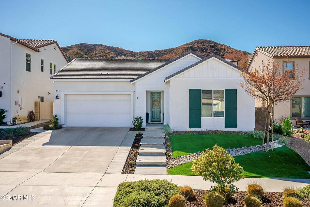 Canyon Country, CA 91387,18744 Big Cedar DR