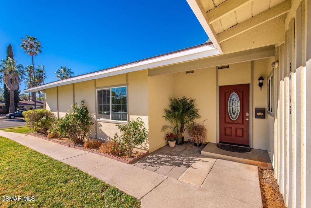 Chatsworth, CA 91311,20135 Lassen ST