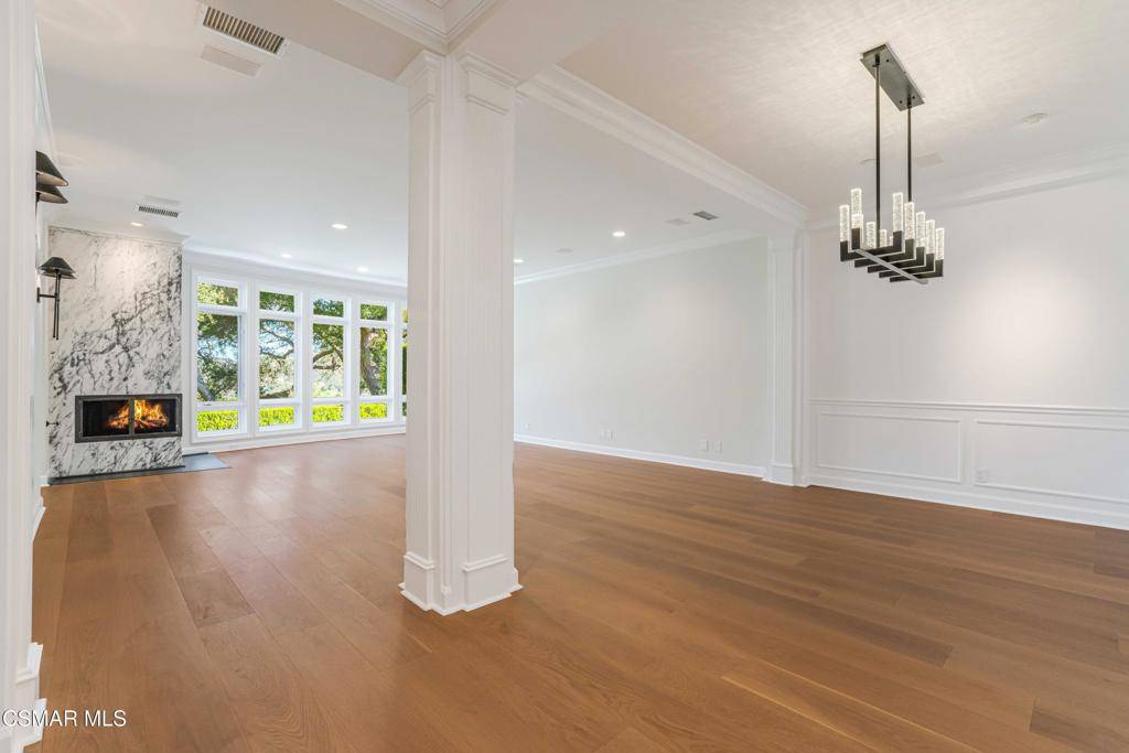 Thousand Oaks, CA 91361,2306 Heatherbank CT