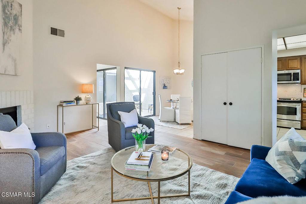 Thousand Oaks, CA 91362,2224 Wetstone DR