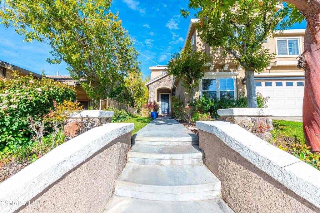 Saugus, CA 91390,28321 Hidden Hills DR