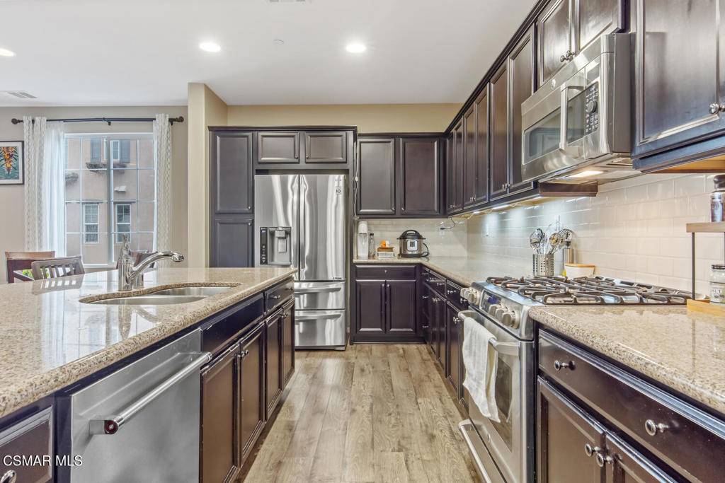 Simi Valley, CA 93065,458 Stratus LN #2