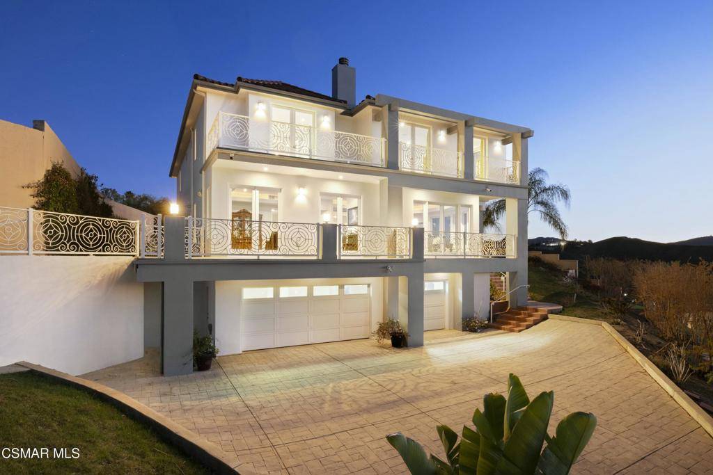 Woodland Hills, CA 91364,22442 Sueno RD