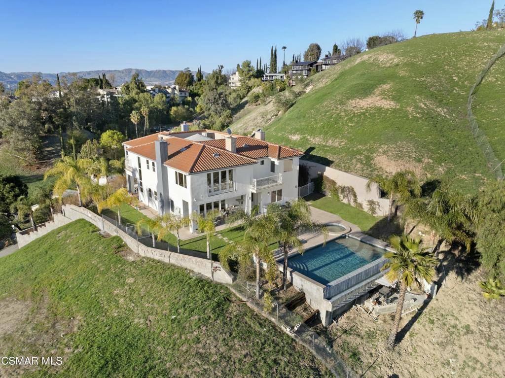 Woodland Hills, CA 91364,22442 Sueno RD