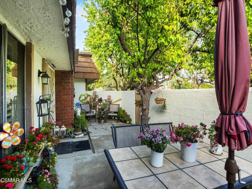Chatsworth, CA 91311,10201 Valley Circle BLVD #3