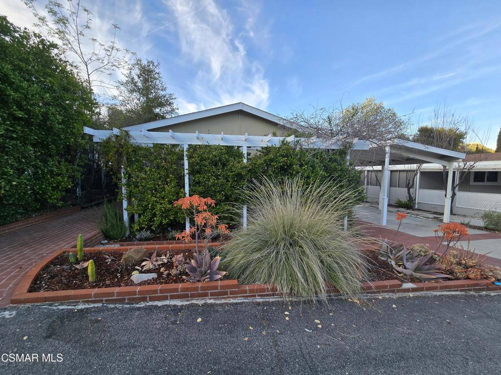 Westlake Village, CA 91361,10 Sherwood DR