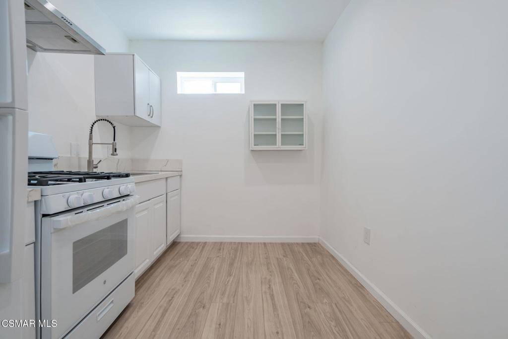 West Hills, CA 91307,6516 Cleomoore AVE