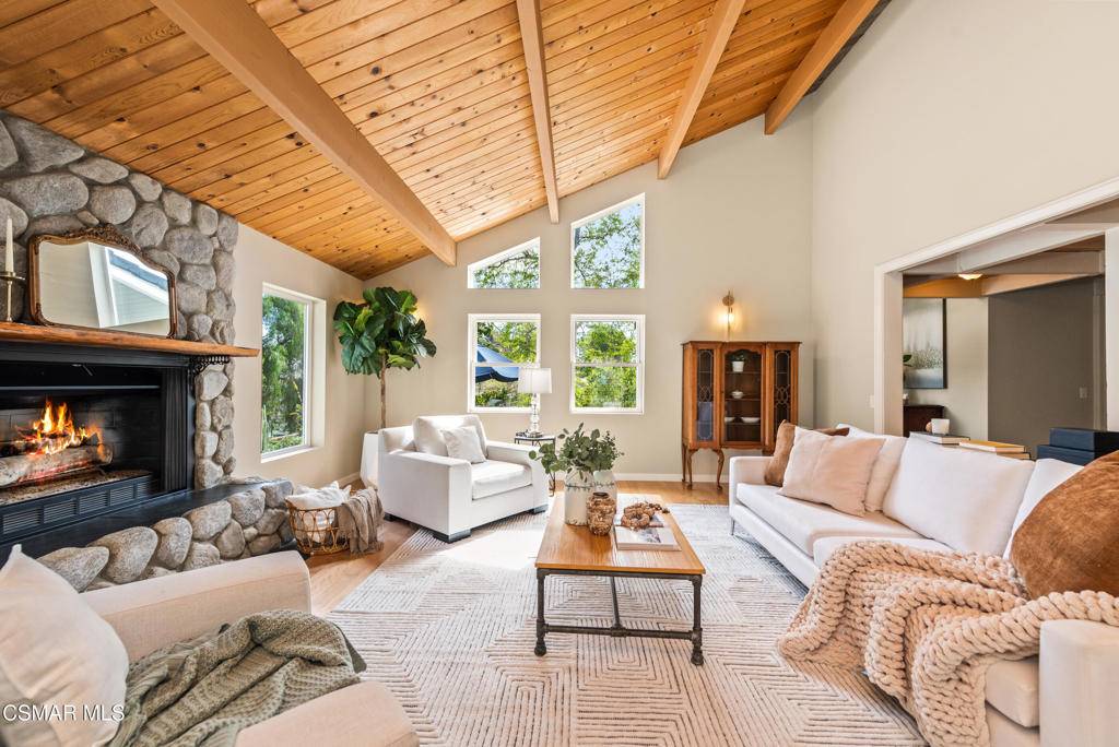 Agoura Hills, CA 91301,6125 Fairview PL