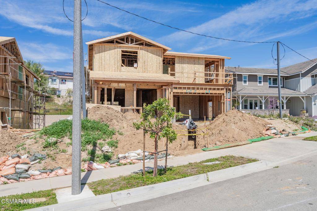 Simi Valley, CA 93063,4691 Summit AVE