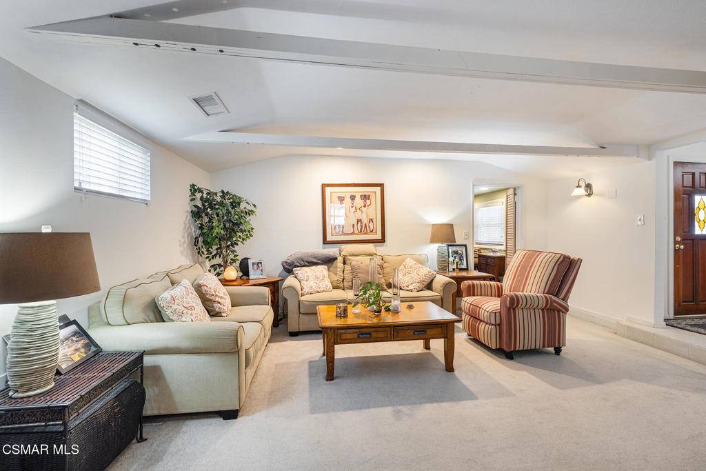 Agoura Hills, CA 91301,5356 Chesebro RD