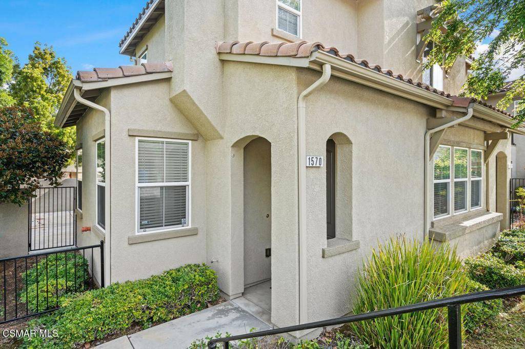 Newbury Park, CA 91320,1570 Silver Shadow DR