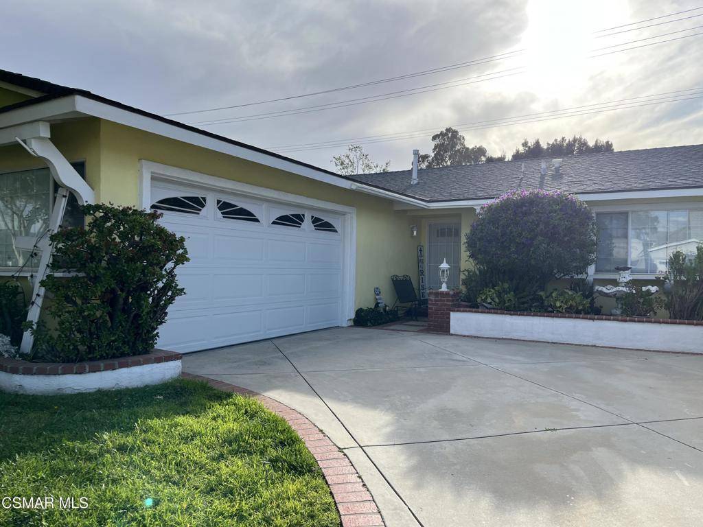Simi Valley, CA 93065,2161 Lysander AVE