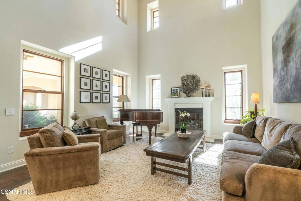 Newbury Park, CA 91320,5688 Via Bonita