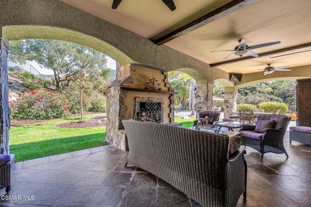 Newbury Park, CA 91320,1826 Crystal View CIR