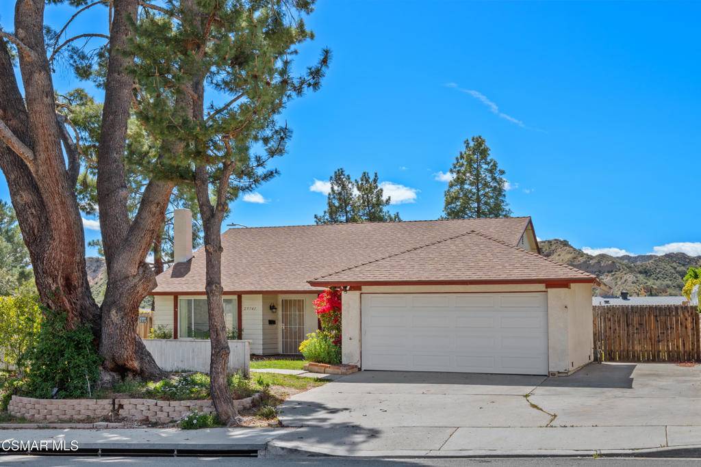 Canyon Country, CA 91387,29741 Grandifloras RD