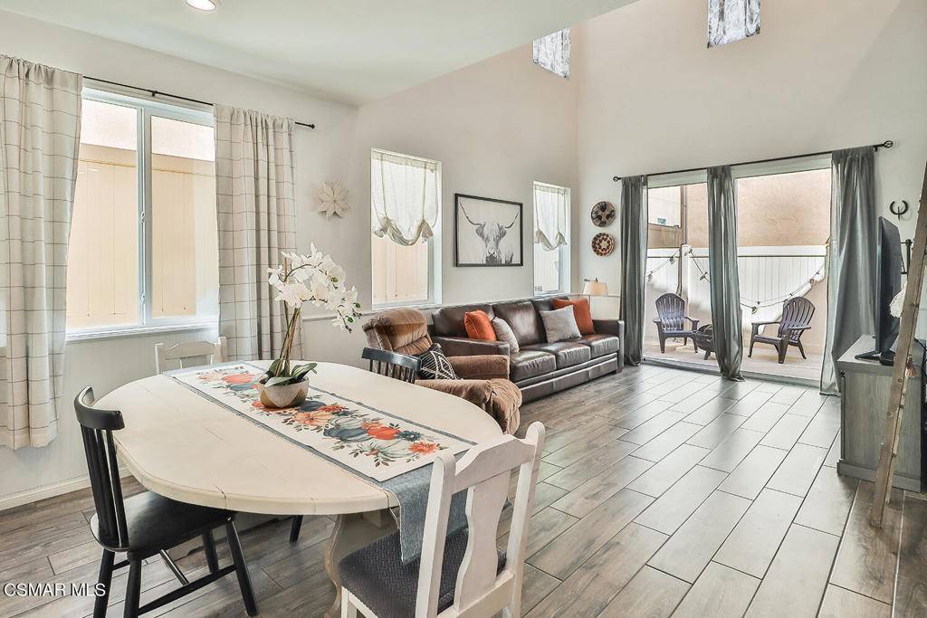 Santa Paula, CA 93060,517 Limoneira LN