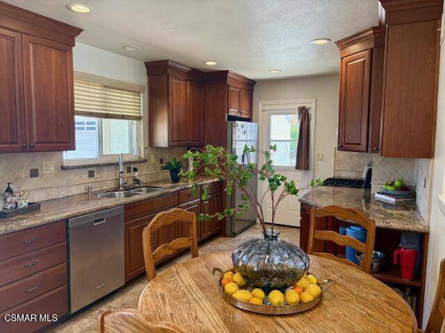 Simi Valley, CA 93065,1878 Moore ST