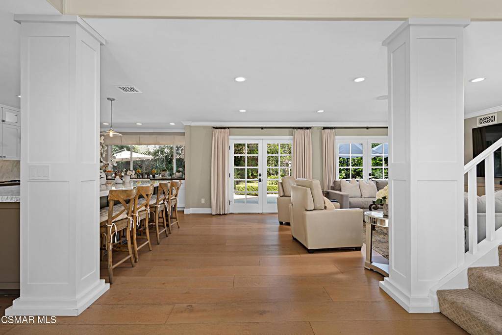 Westlake Village, CA 91361,1574 Devonshire AVE