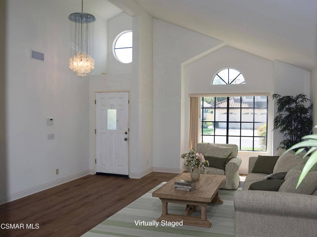 Thousand Oaks, CA 91362,2462 Rikkard DR