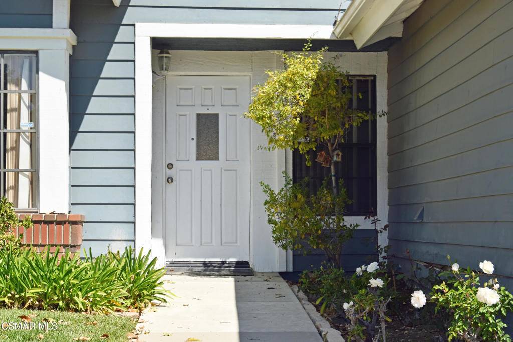 Thousand Oaks, CA 91362,2462 Rikkard DR