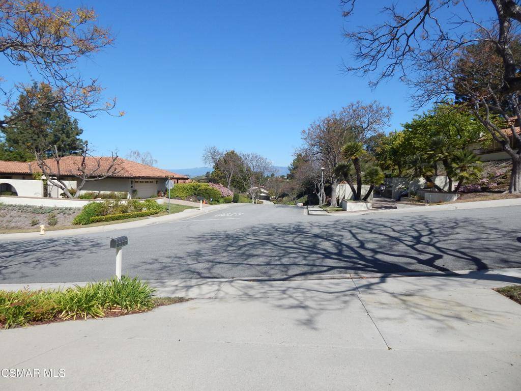Thousand Oaks, CA 91360,3944 Corte Cancion