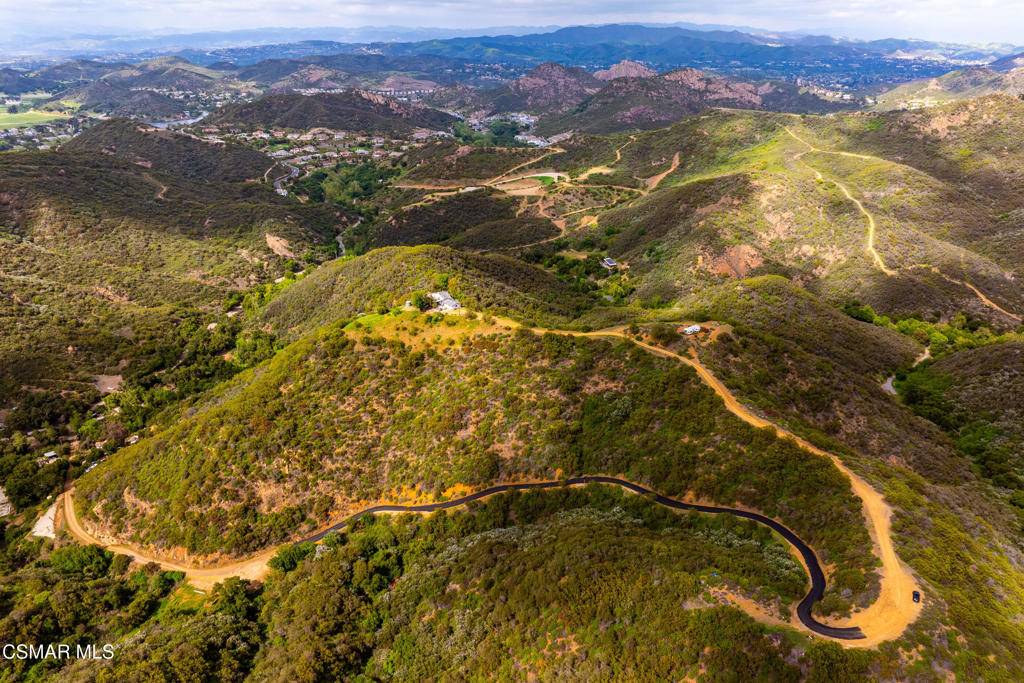 Thousand Oaks, CA 91361,102 W Carlisle RD