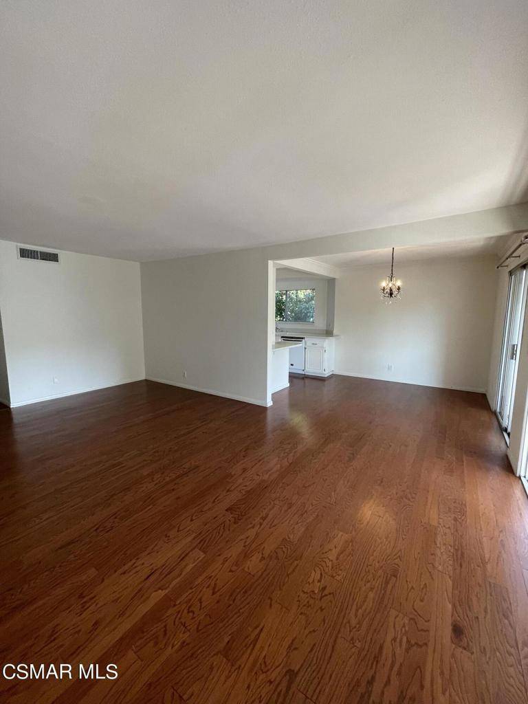 Westlake Village, CA 91361,3619 Summershore LN