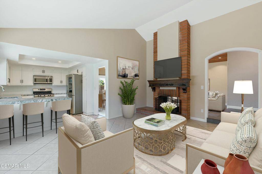 Newbury Park, CA 91320,3332 Holloway ST
