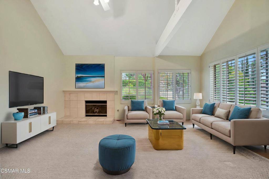 Valencia, CA 91354,23729 Cameron CT
