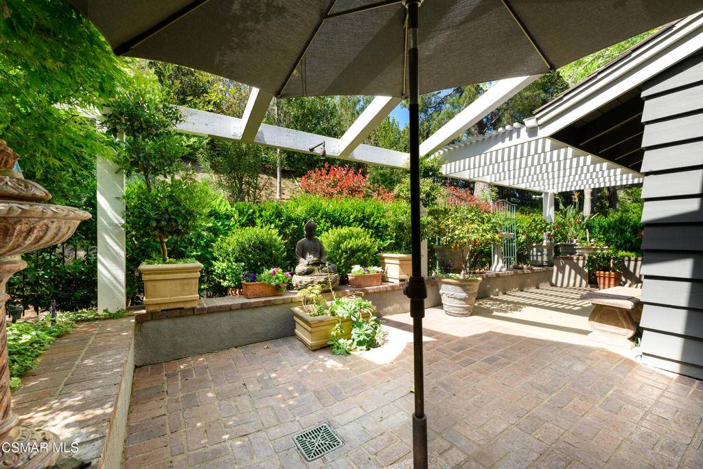 Westlake Village, CA 91362,1527 N View DR