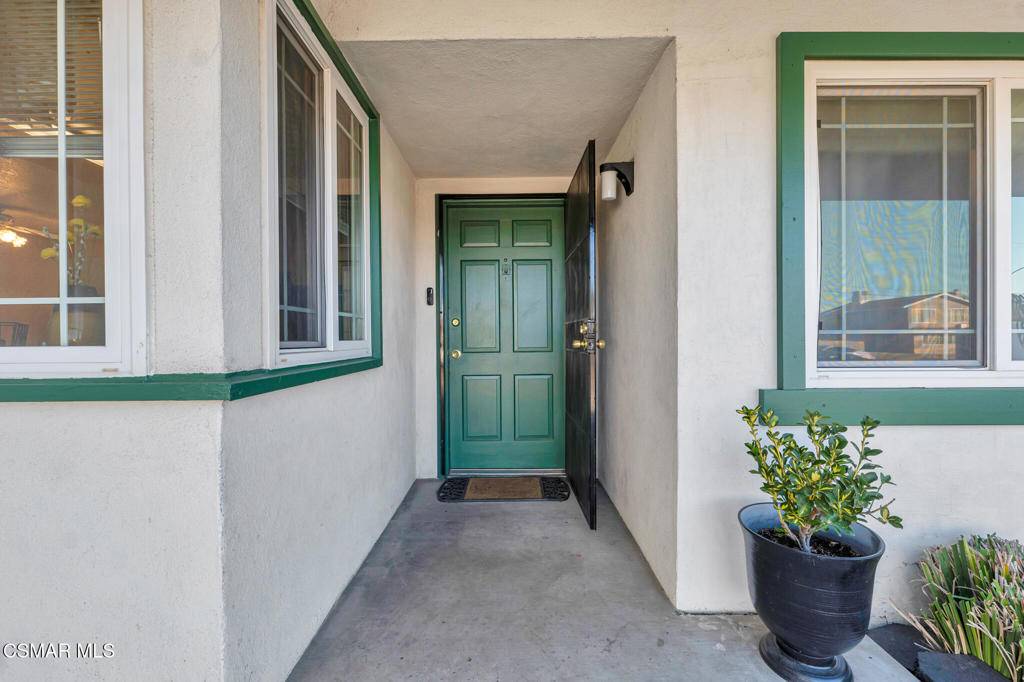 Simi Valley, CA 93065,2466 Royal AVE