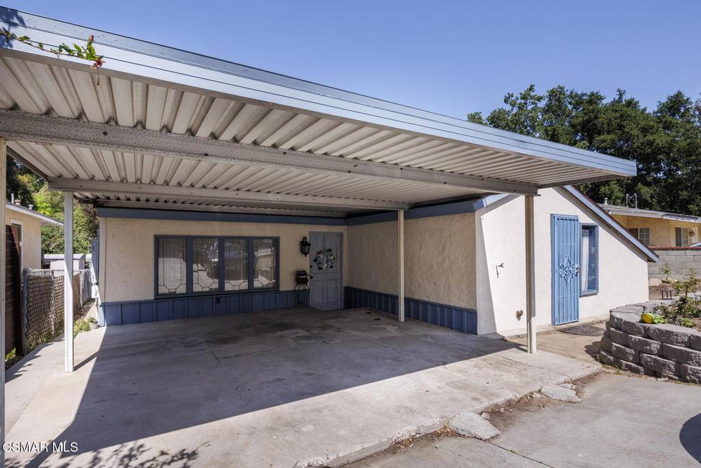 Thousand Oaks, CA 91362,647 Erbes RD