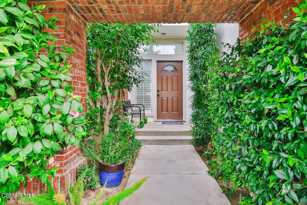 Simi Valley, CA 93065,612 Windswept PL