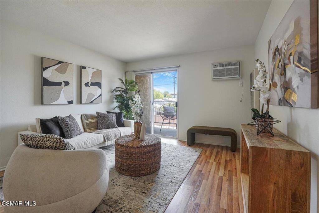 Glendale, CA 91203,365 Burchett ST #118