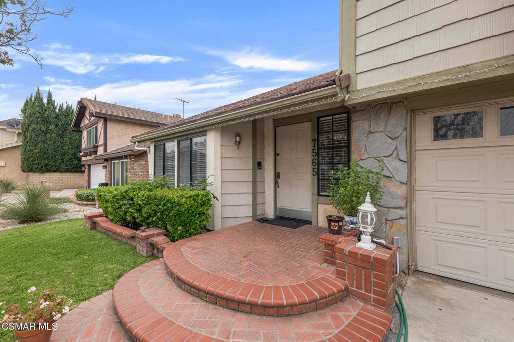 Reseda, CA 91335,7565 Melvin AVE