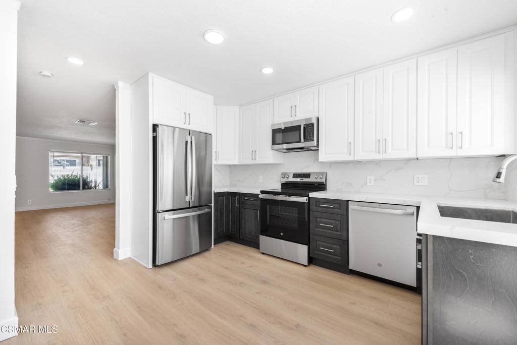 Simi Valley, CA 93063,3410 Highwood CT #169