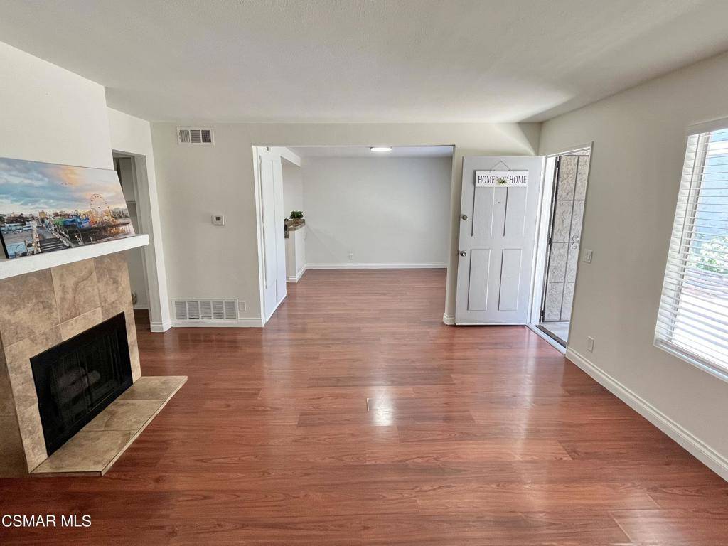 Moorpark, CA 93021,540 Spring RD #94