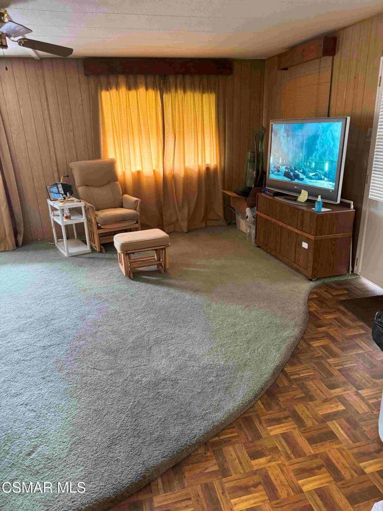 Newbury Park, CA 91320,102 Madonna LN #102