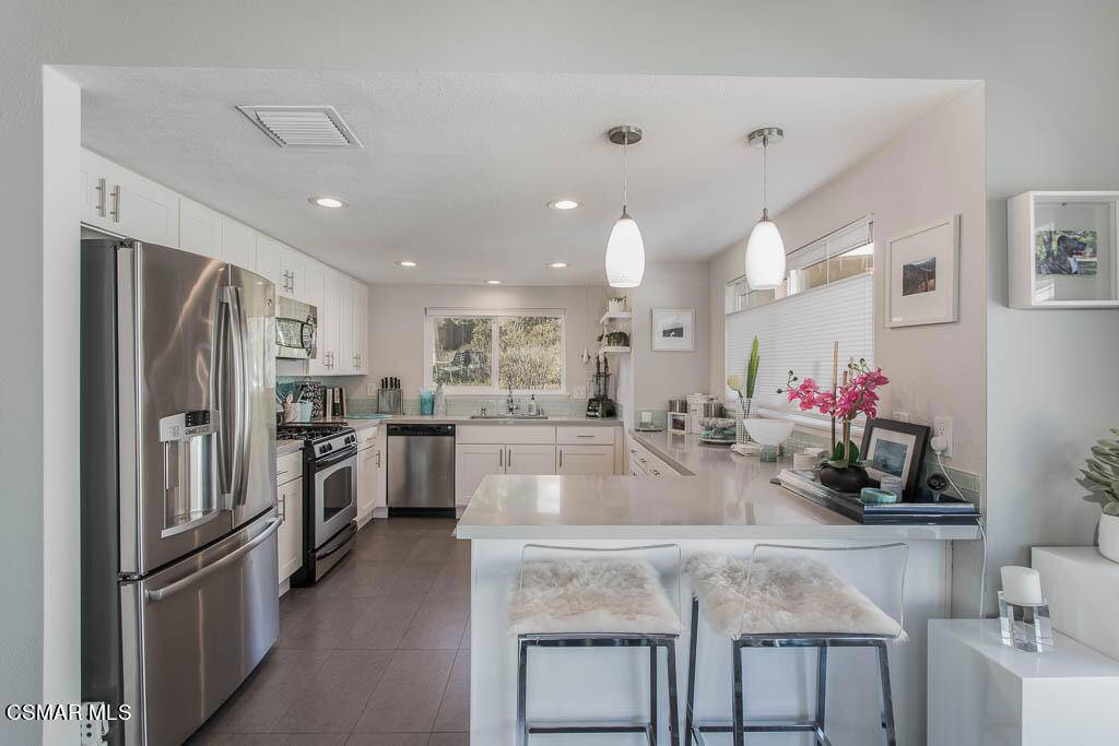 Oak Park, CA 91377,191 Rockrose LN