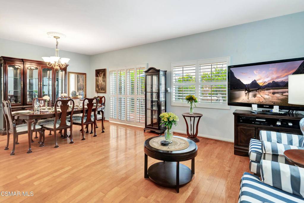 North Hills, CA 91343,9354 Burnet AVE #106