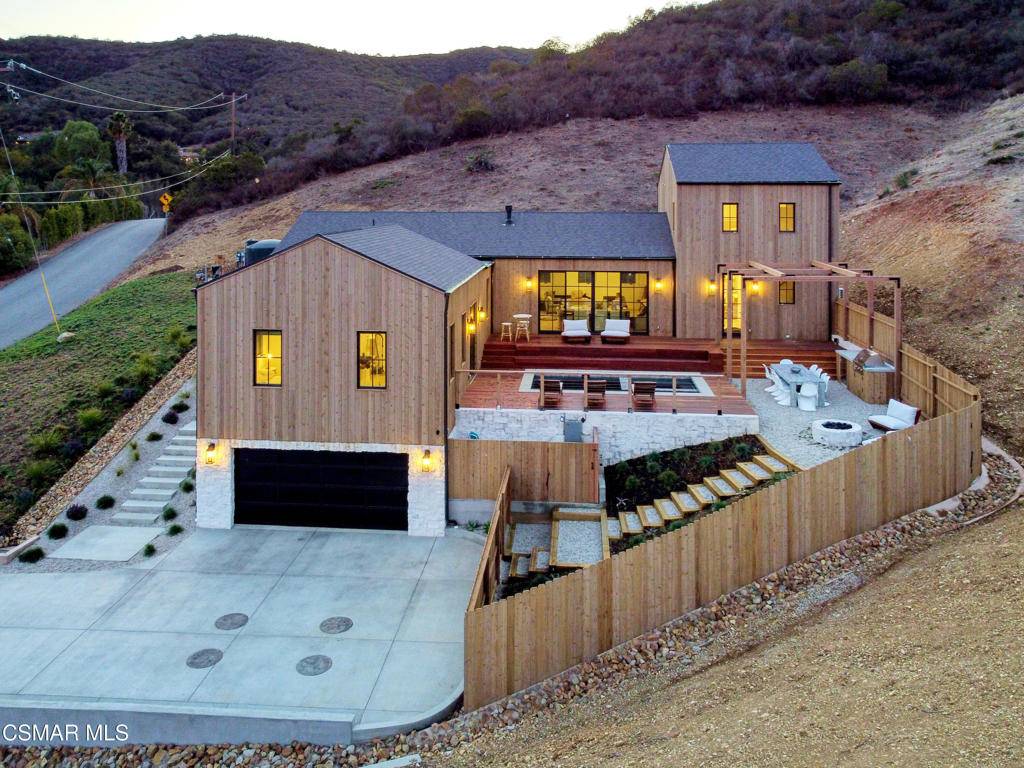 Thousand Oaks, CA 91361,385 Skyline DR
