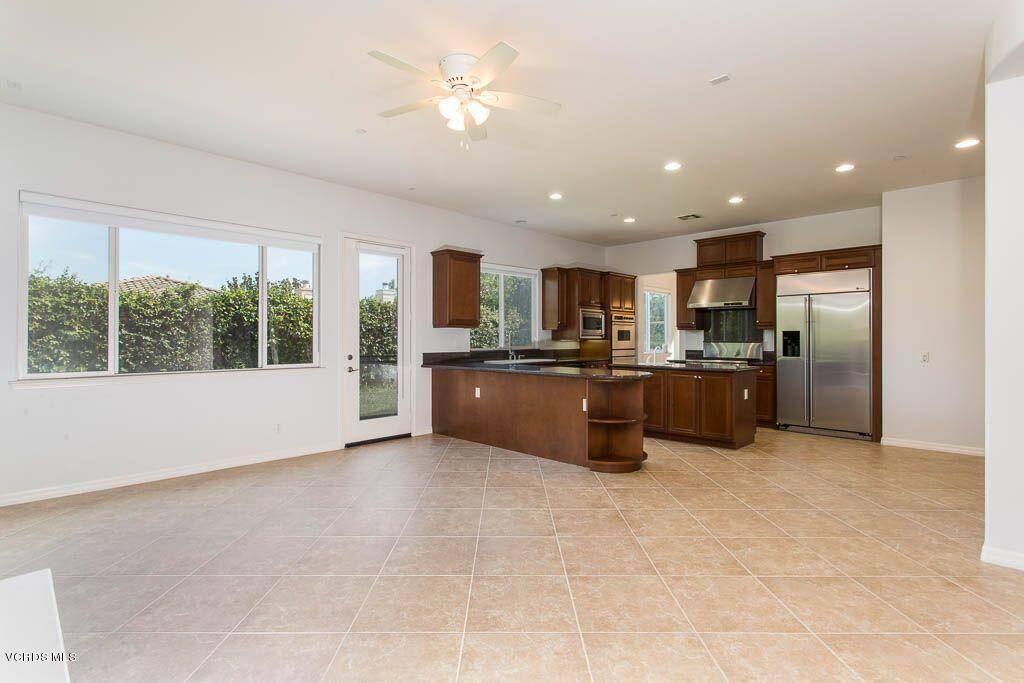 Agoura Hills, CA 91301,30447 Caspian CT