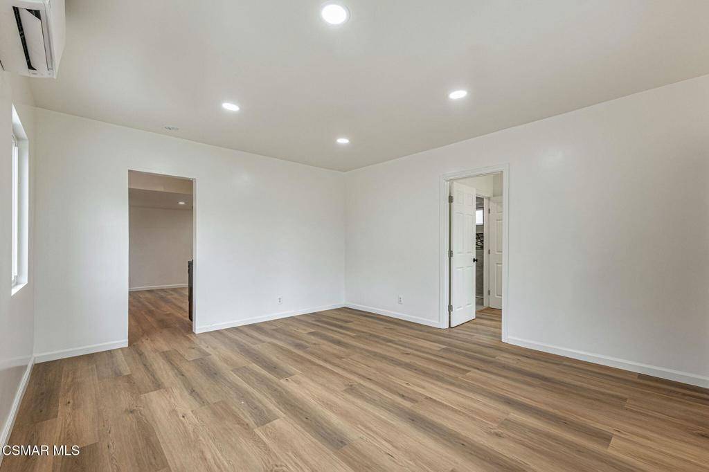 Los Angeles, CA 90066,12856 Rubens AVE