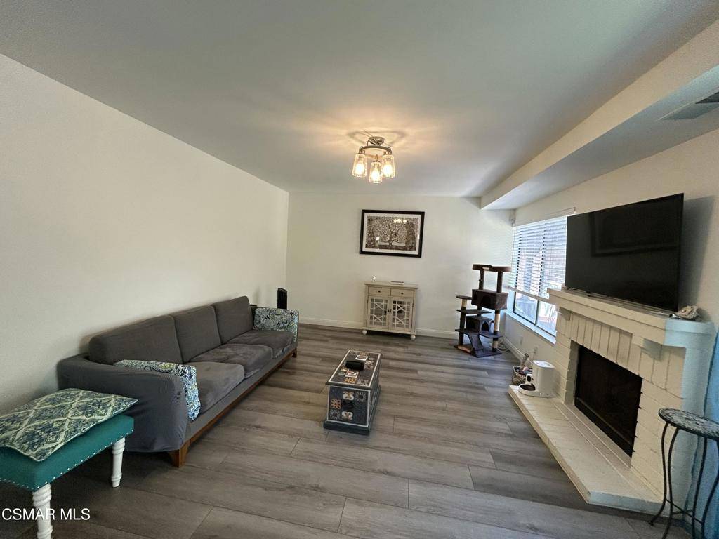 Oak Park, CA 91377,6772 Pheasant LN
