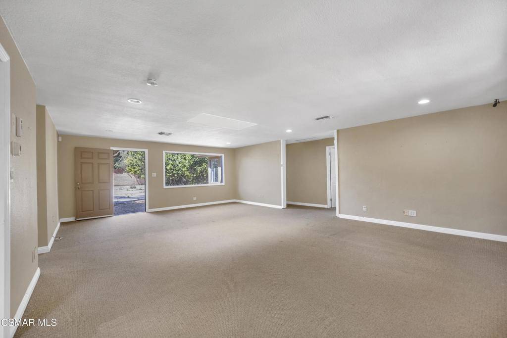 Simi Valley, CA 93063,4421 Adam RD