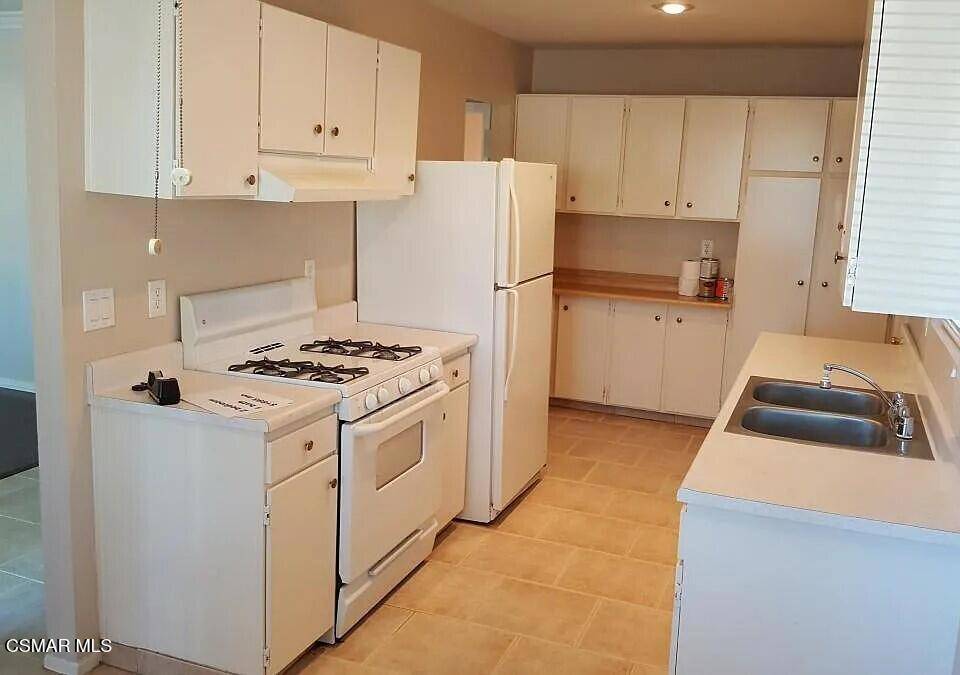 1625 Sequoia AVE Simi Valley, CA 93063