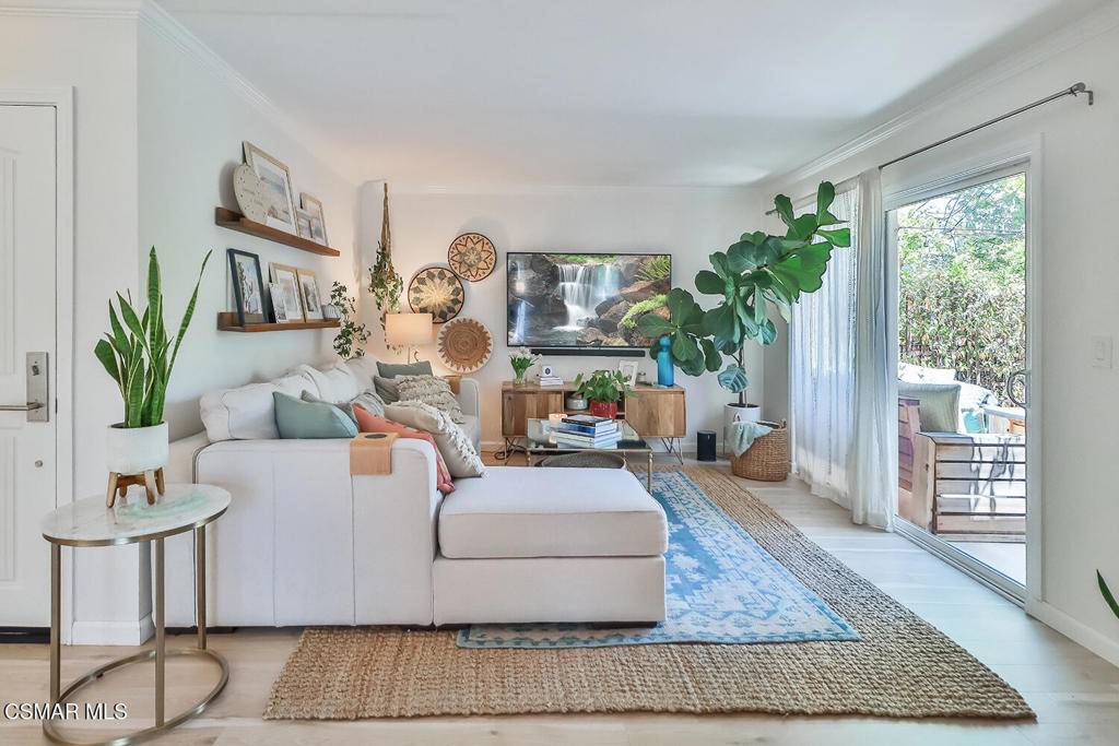 Agoura Hills, CA 91301,4021 Yankee DR