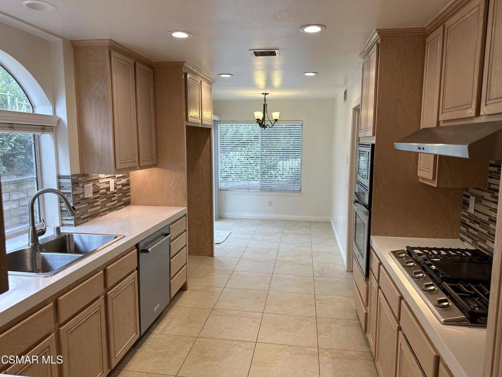 Newbury Park, CA 91320,1628 Glider CT