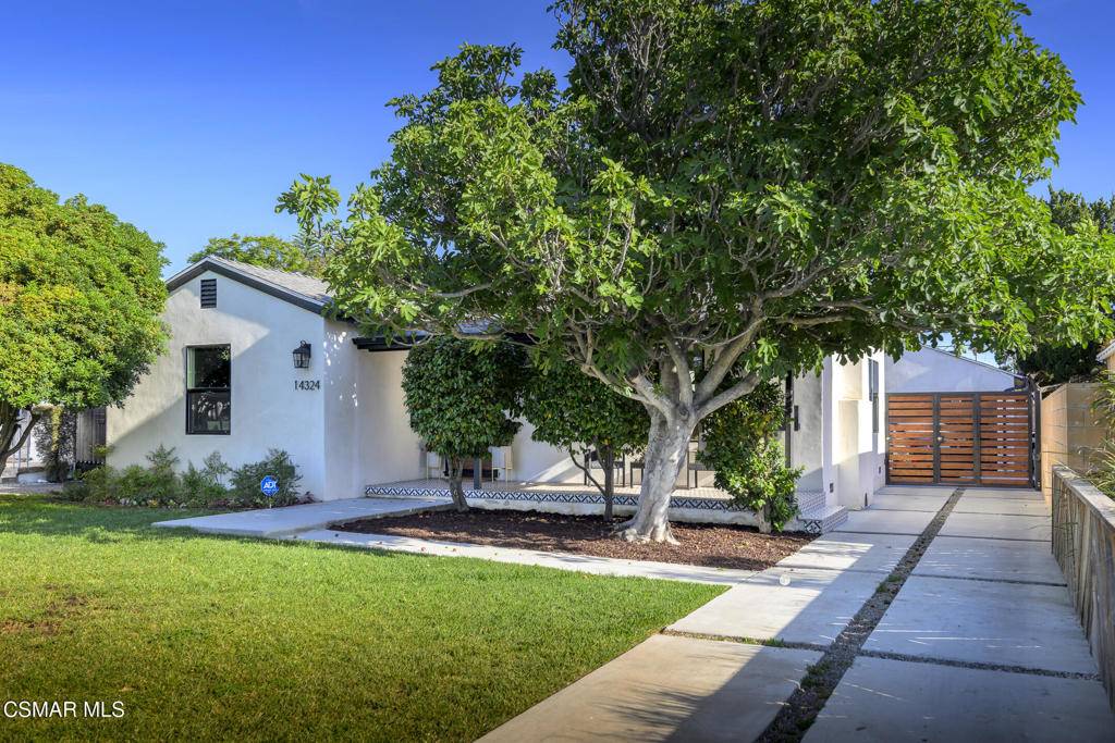 Sherman Oaks, CA 91401,14322 W Collins ST
